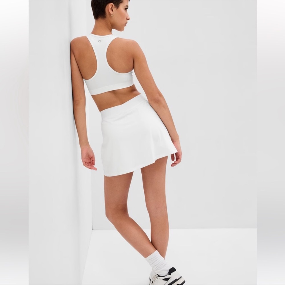 Gapfit Eclipse Split Front Exercise Skort | White… - image 2